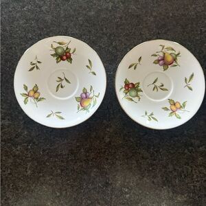 Spode White and Green Floral Saucer Set